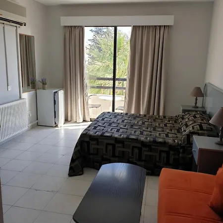 Tycoon Aparthotel Limasol